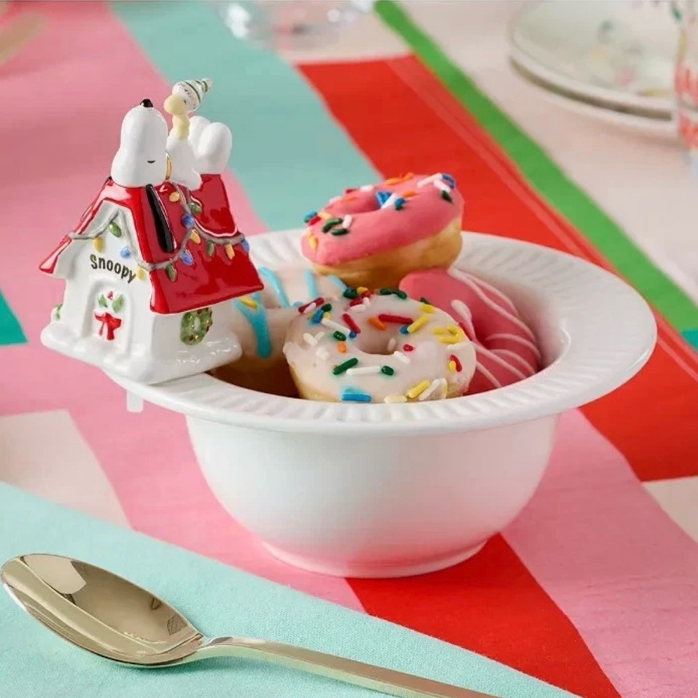 Lenox NIB profile poppers, Snoopy, and bowl Holiday theme